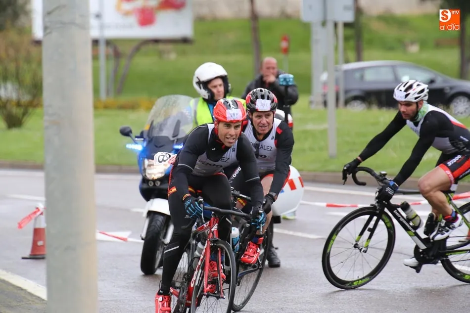 Foto 11 - Salamanca acoge con &eacute;xito su I Duatl&oacute;n por relevos organizado por el Triatl&oacute;n Charro