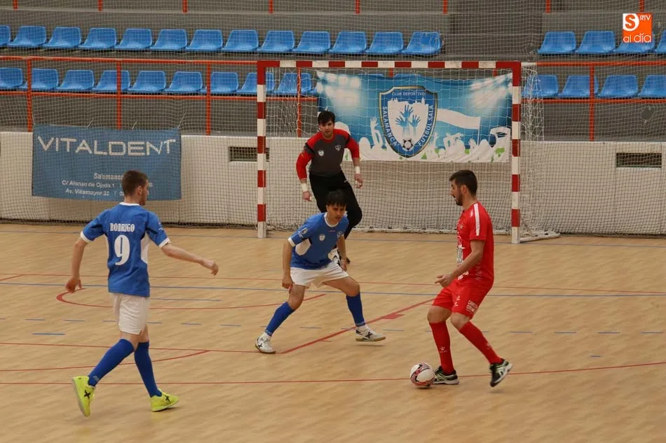 Foto 5 - La Alamedilla acoge el partido entre el Segovia y el combinado de amigos de Rodrigo