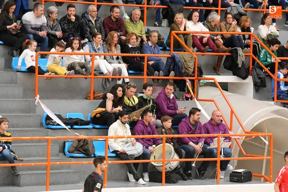 Foto 4 - La Alamedilla acoge el partido entre el Segovia y el combinado de amigos de Rodrigo