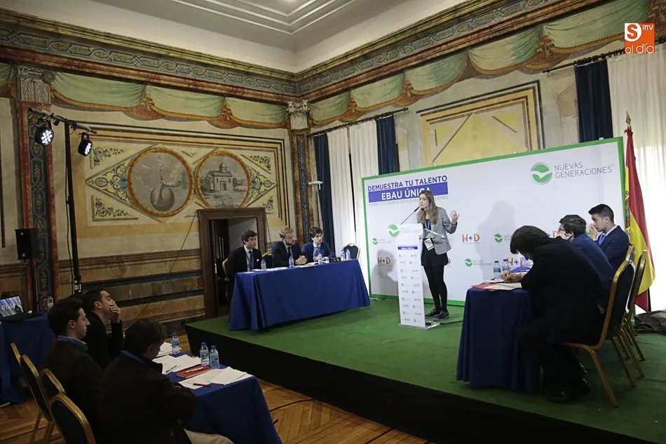 Foto 7 - Nuevas Generaciones clausura con &eacute;xito el Torneo de Debate que ha reunido a un centenar de j&oacute;venes