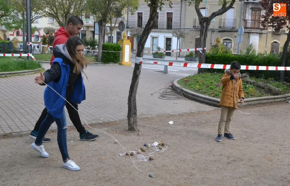 Foto 2 - Ni&ntilde;os mirobrigenses disfrutan de una sesi&oacute;n de juegos de toda la vida  