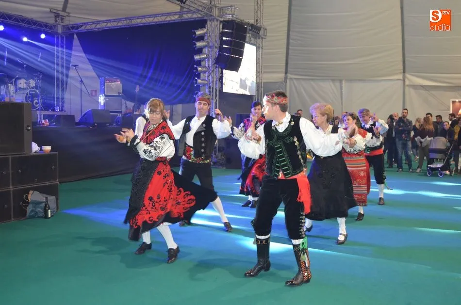Foto 6 - B&eacute;jar y Portugal estrechan lazos en la Feria Ib&eacute;rica de Turismo de Guarda  