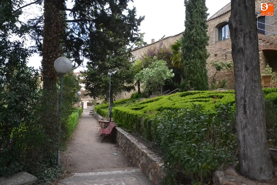 Foto 2 - El Parador anima a visitar en mayo su jard&iacute;n con motivo de su 90&ordm; aniversario  