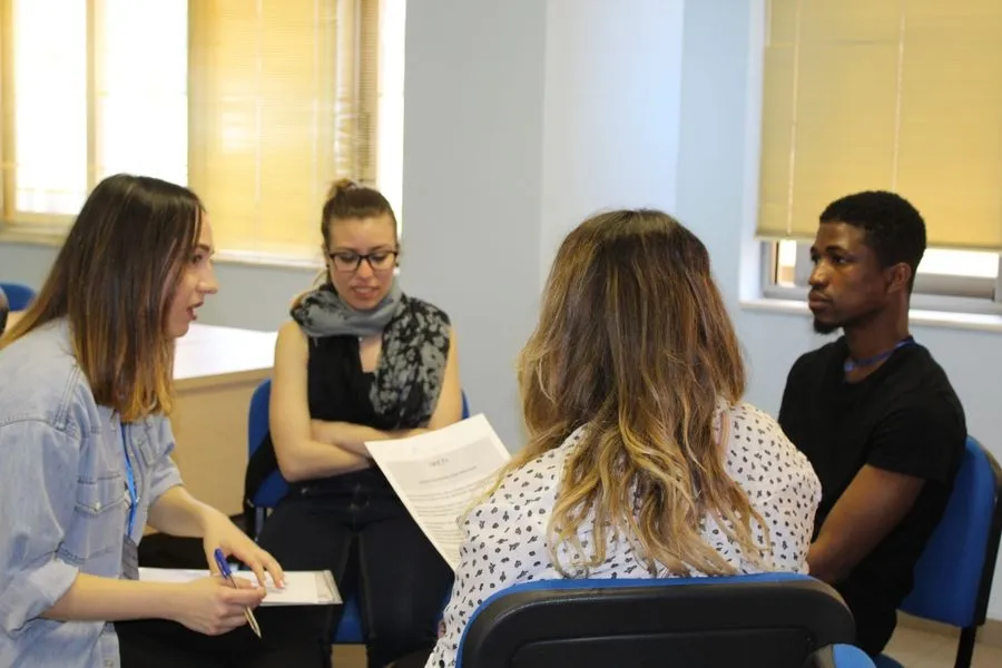 Foto 4 - J&oacute;venes europeos se forman en Salamanca para incrementar sus oportunidades laborales  