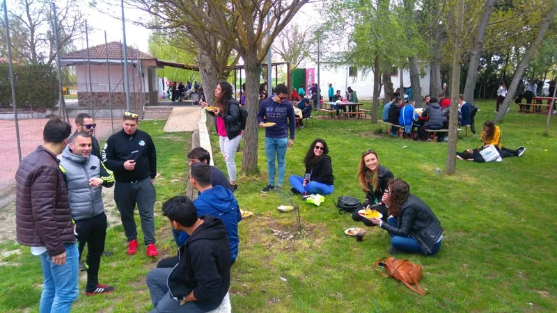 Foto 4 - Animaci&oacute;n para todas las edades protagonizan la V Quedada Joven organizada por la asociaci&oacute;n Raga+