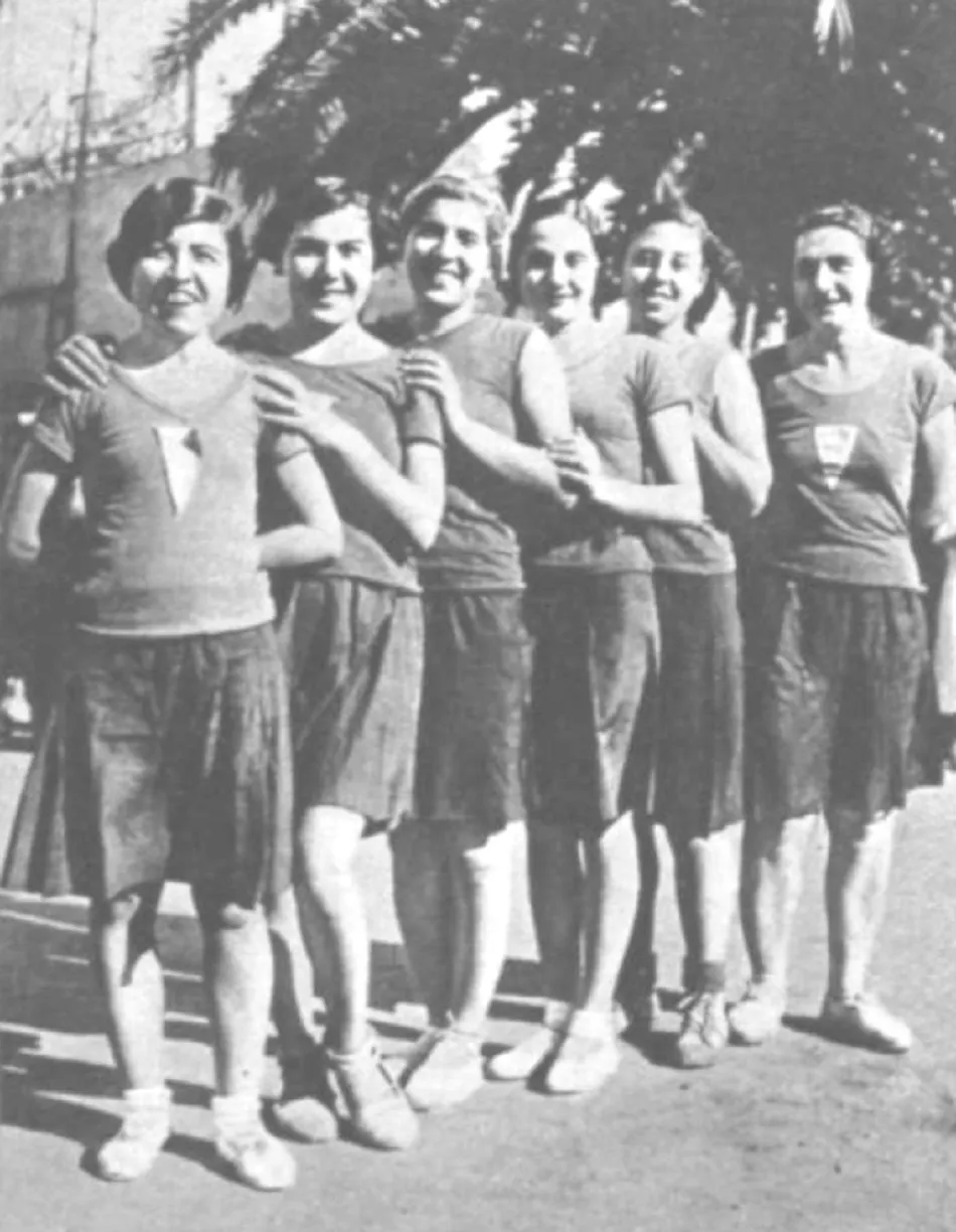 Foto 8 - Las ni&ntilde;as del gancho