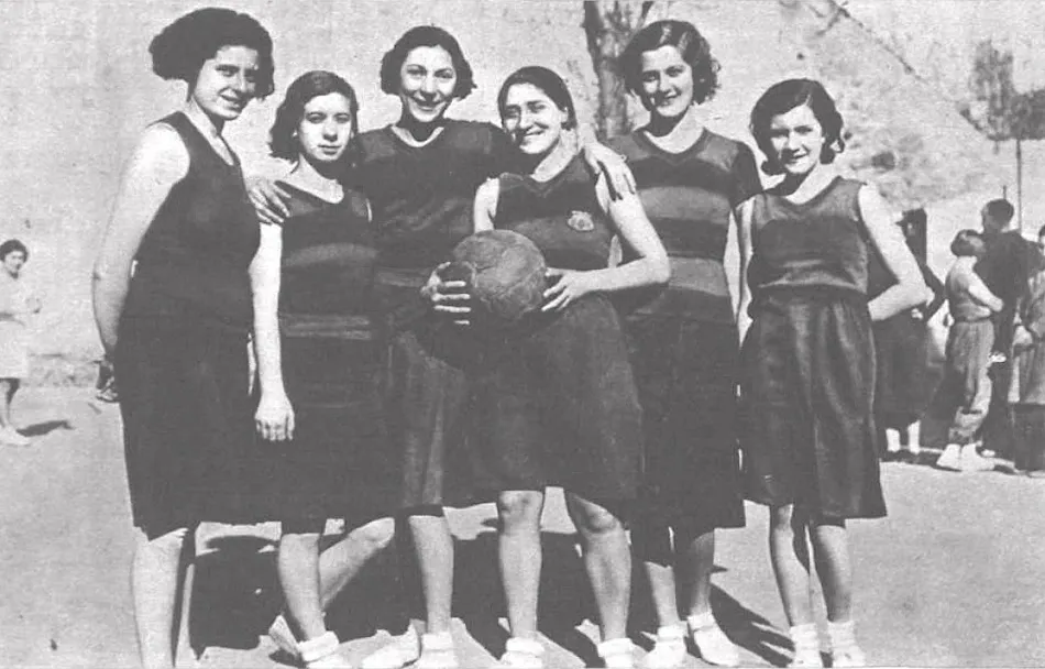 Foto 3 - Las ni&ntilde;as del gancho