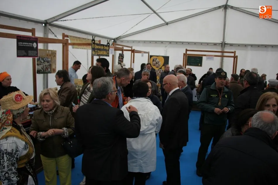 Foto 7 - La Feria de San Felipe reconoce a Saloro su esfuerzo por la apertura de la mina  