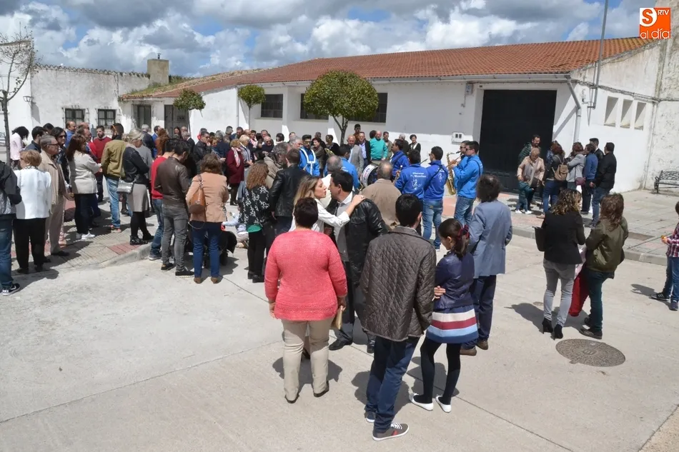 Foto 3 - San Jos&eacute; Obrero recorre las calles de Ivanrey escoltado por sus seis mayordomas  
