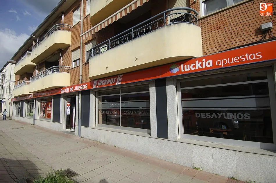 Foto 8 - La emoci&oacute;n de las apuestas llega a Mir&oacute;briga de la mano de Luckia