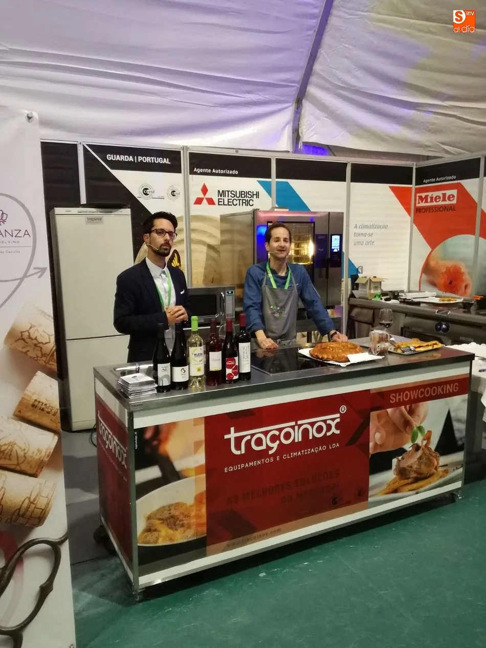 Foto 8 - Los vinos de la Sierra de Francia se promocionan en la FIT de Portugal