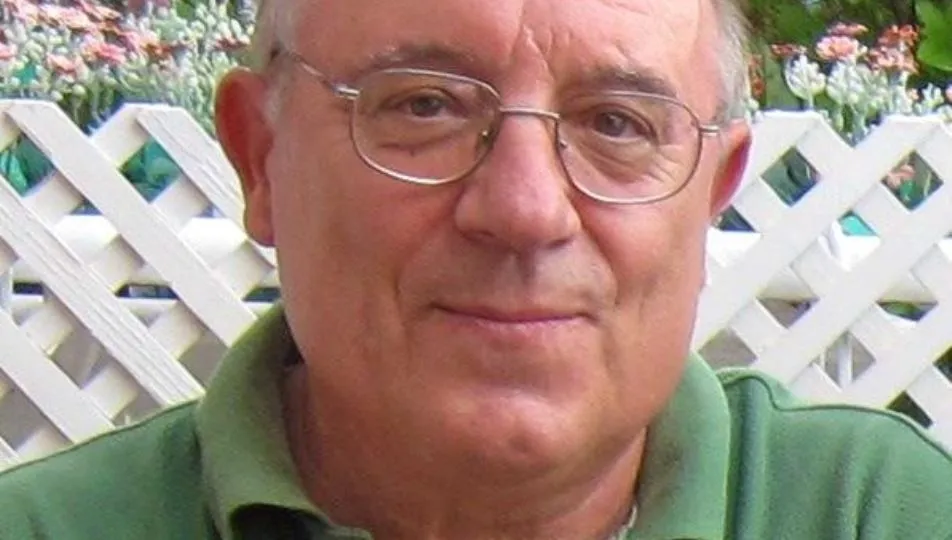 José Javier Muñoz, escritor y profesor salmantino