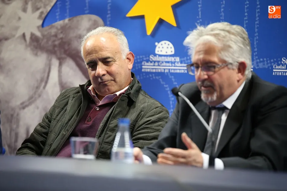Foto 5 - 33 a&ntilde;os de ciencia taurina descubre la trayectoria de la Escuela de Tauromaquia en una mesa redonda