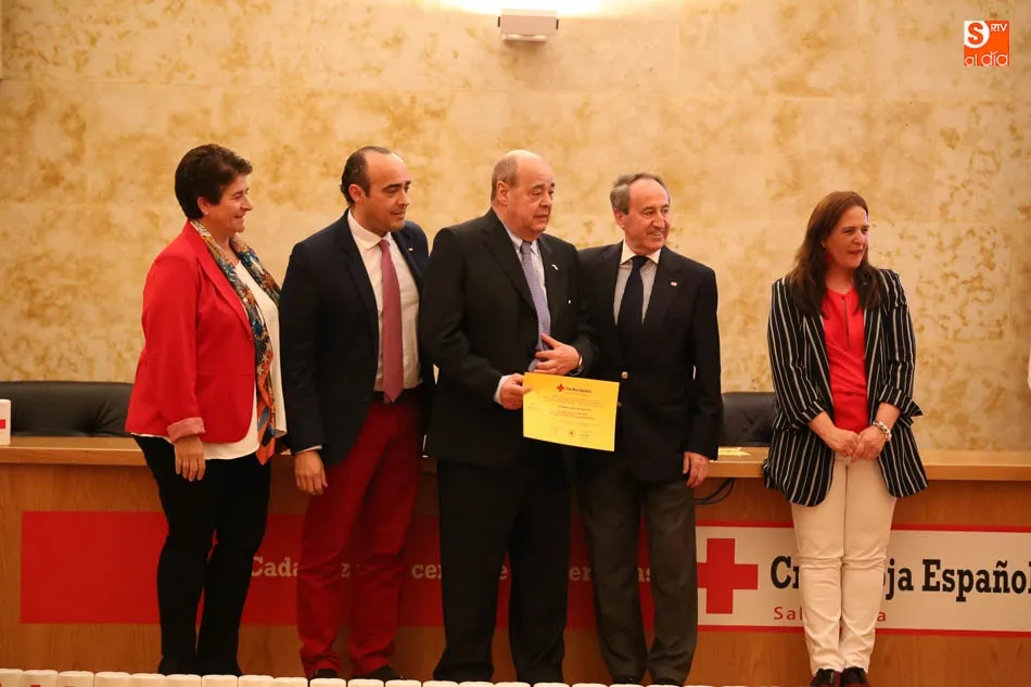 Foto 2 - Cruz Roja reconoce la constancia de sus colaboradores m&aacute;s fieles