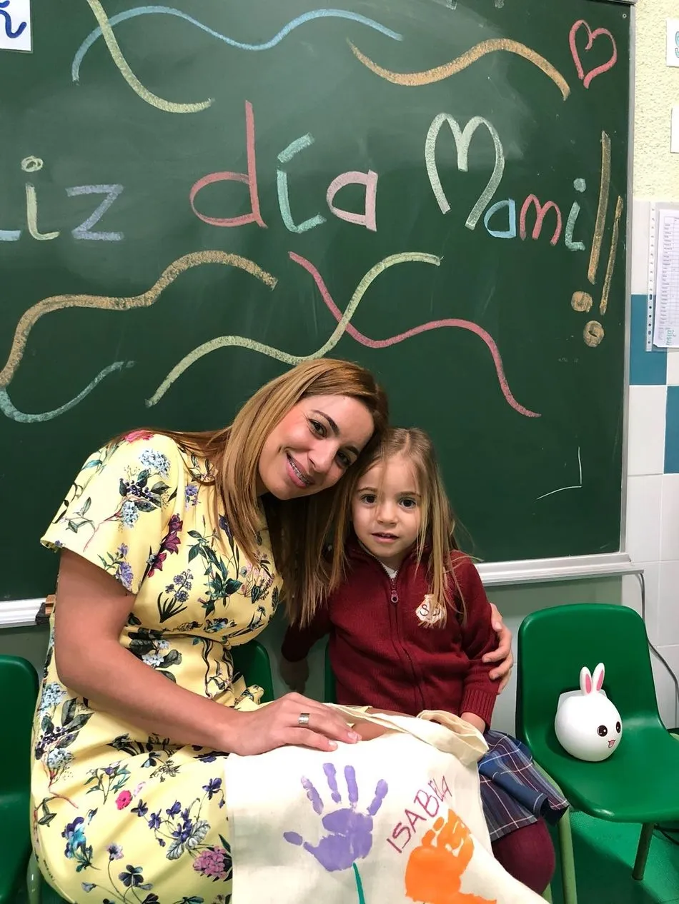 Foto 6 - Los m&aacute;s peque&ntilde;os del Colegio San Juan Bosco celebran con sus madres su D&iacute;a
