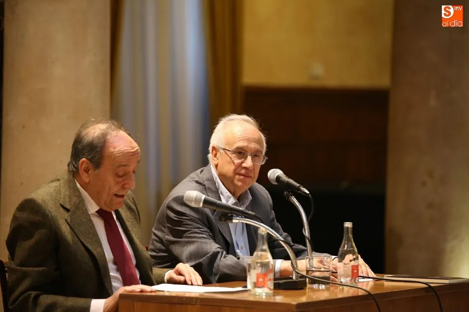 Foto 3 - El Casino acoge la presentaci&oacute;n de Aliseda, una puta coja, obra de Manuel Rodr&iacute;guez Barba
