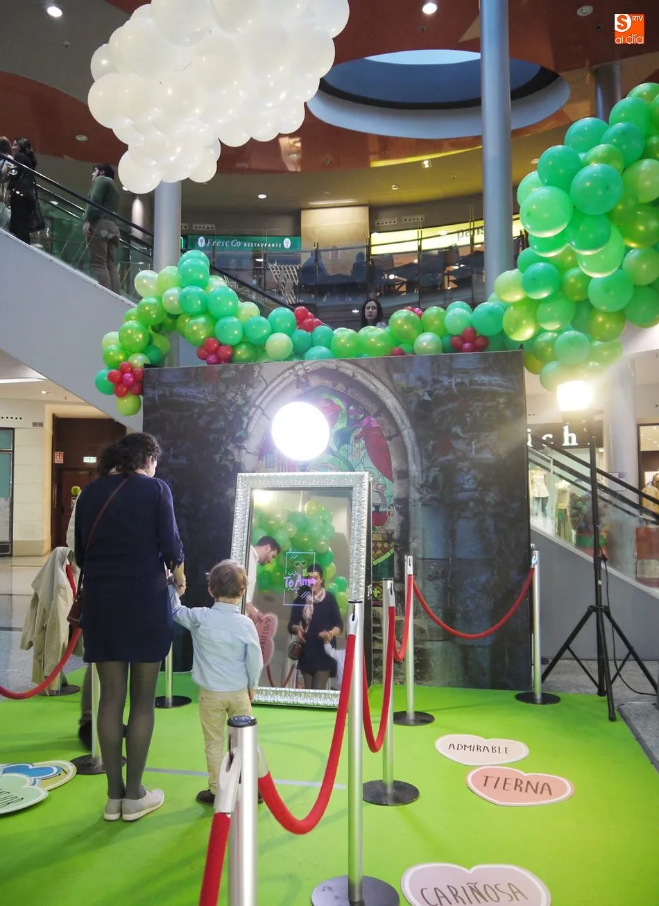 Foto 8 - Espejito m&aacute;gico&hellip; para celebrar el D&iacute;a de la Madre en el Centro Comercial El Tormes