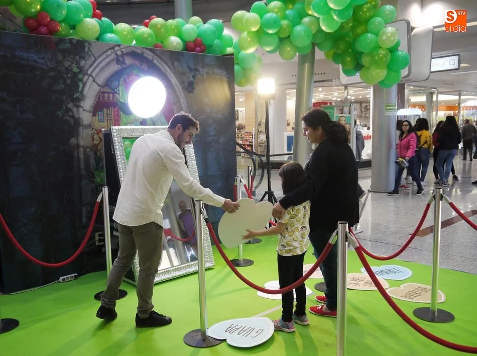 Foto 4 - Espejito m&aacute;gico&hellip; para celebrar el D&iacute;a de la Madre en el Centro Comercial El Tormes