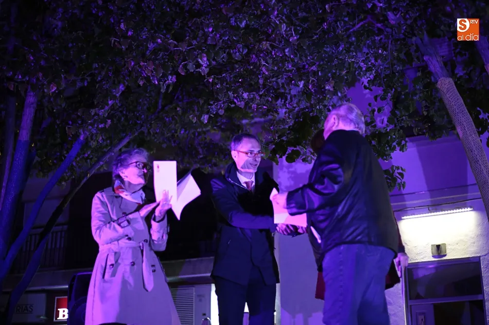 Foto 2 - &Aacute;ngel Moraleda gana el concurso de Microrrelatos de la Plaza del Oeste