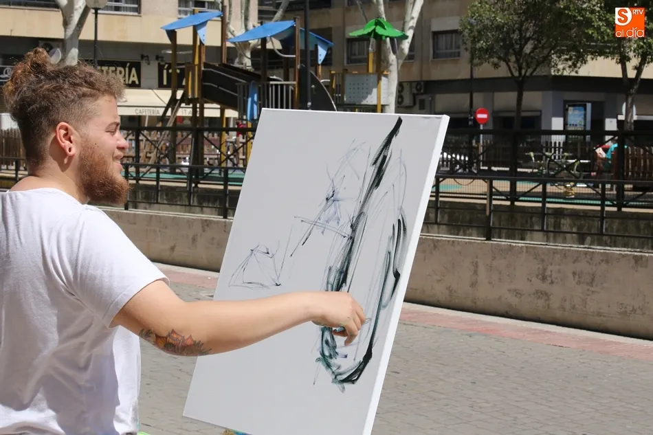 Concurso de pintura rápida abierto a todas las edades.