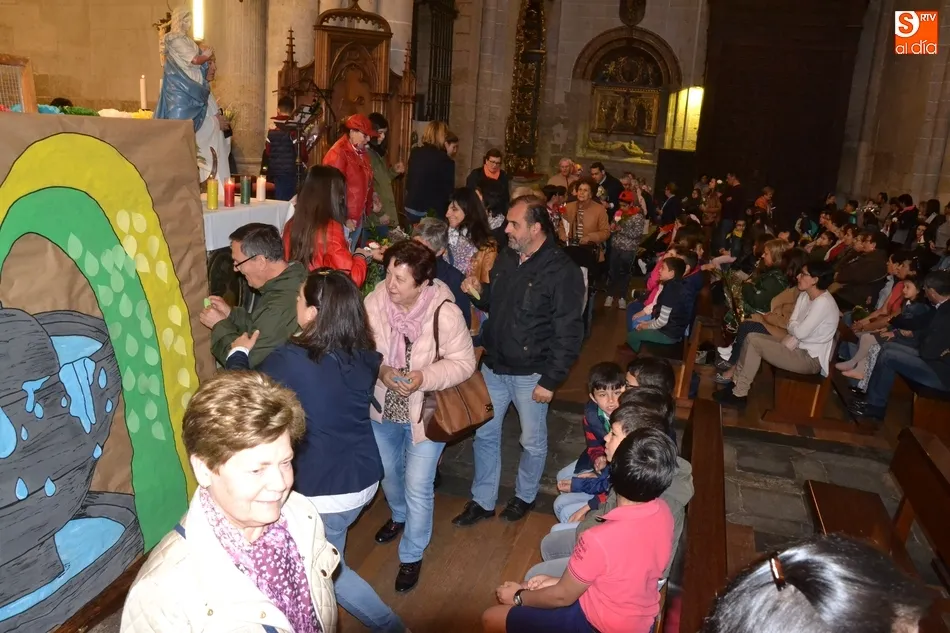 Foto 11 - Ni&ntilde;os de varios puntos de la Di&oacute;cesis crean una fuente para honrar a la Virgen Mar&iacute;a  