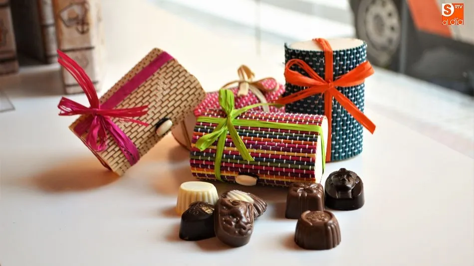 Bombonería Sven expone a diario más de 100 tipos de bombones