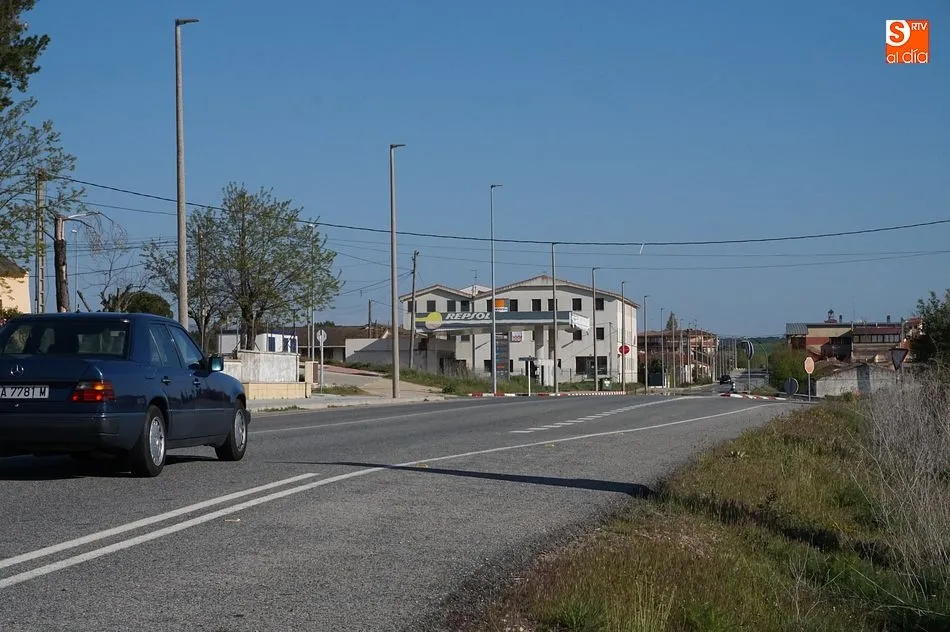 Foto 3 - Un accidente de tr&aacute;fico se salda con tres heridos en Moz&aacute;rbez