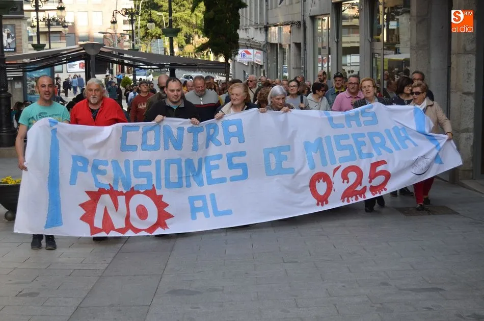 Foto 10 - Las movilizaciones por las pensiones contin&uacute;an en B&eacute;jar  