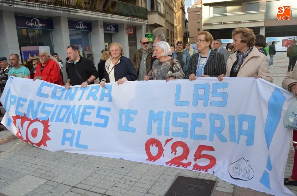 Foto 9 - Las movilizaciones por las pensiones contin&uacute;an en B&eacute;jar  