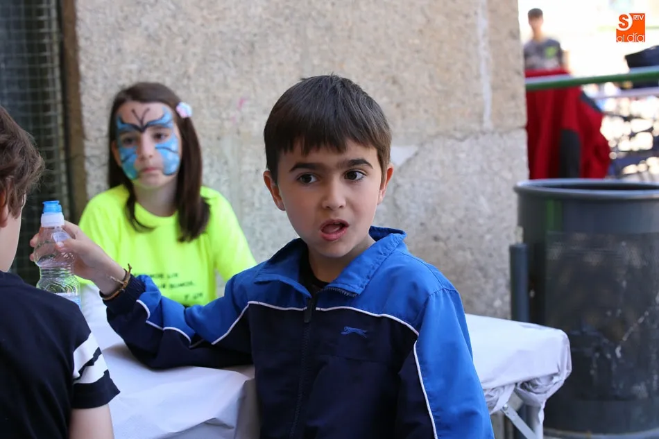 Foto 10 - Una buena raci&oacute;n de paella para celebrar las fiestas del Colegio Trinitarios