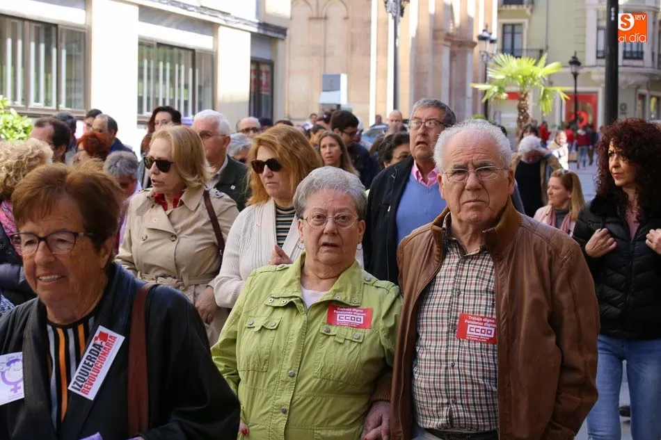 Foto 11 - Los pensionistas y jubilados mantienen las protestas por unas pensiones dignas
