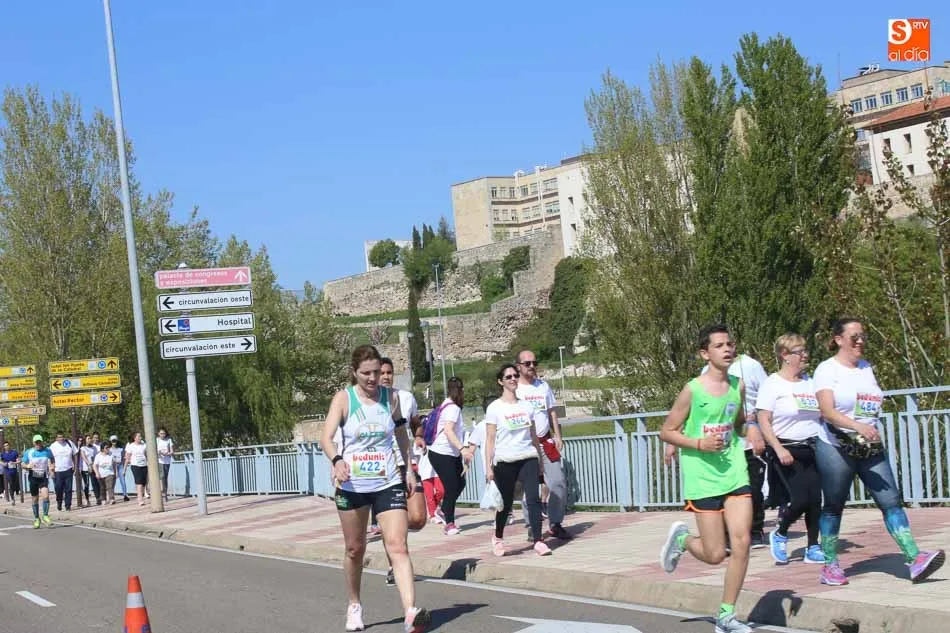 Foto 5 - El colegio Misioneras de la Providencia celebra la segunda edici&oacute;n de su carrera