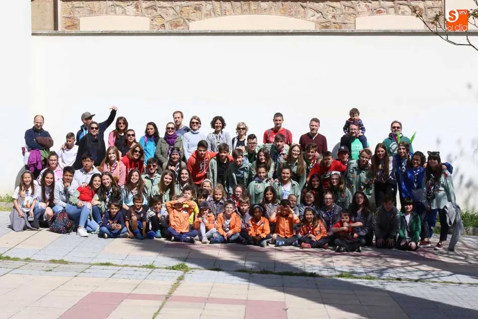Foto 2 - Contin&uacute;a la celebraci&oacute;n del 45 aniversario del Grupo Scout &Aacute;lamo de Salamanca  