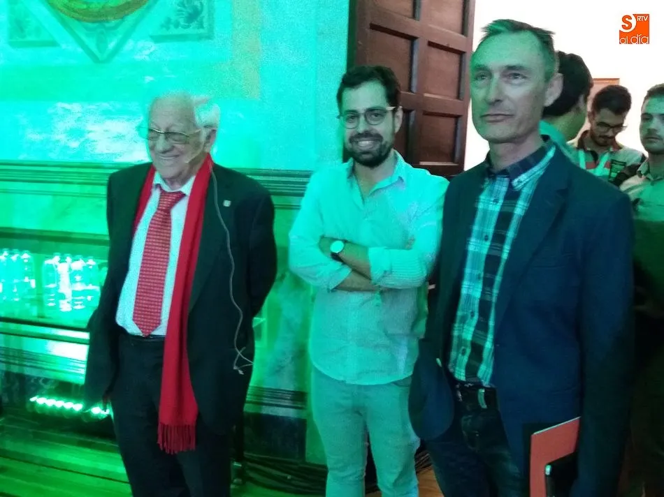 Foto 5 - &ldquo;Hacer el bien no es de izquierdas ni de derechas, es patrimonio de todos&rdquo;  