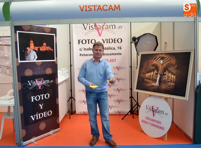 Foto 10 - La XII Feria Agroalimentaria y IV Macoinnova de Macotera se sit&uacute;a como referente con lleno total...