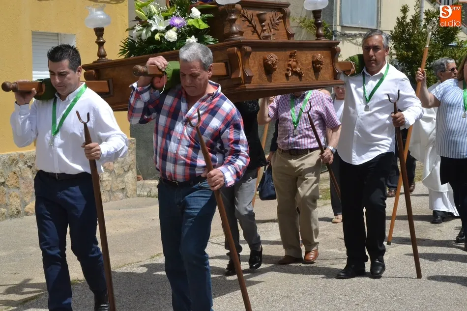 Foto 4 - Conejera saca por 1&ordf; vez en procesi&oacute;n la imagen del Cautivo de la Cofrad&iacute;a de la Oraci&oacute;n del...