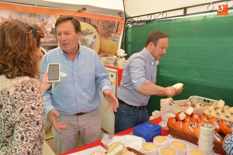 Foto 10 - &Eacute;xito de ventas, contactos y p&uacute;blico en la Feria Internacional del Queso