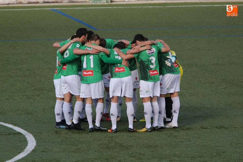 Foto 8 - El CD Guijuelo logra la salvaci&oacute;n sufriendo ante el Atl&eacute;tico de Madrid B (0-0)