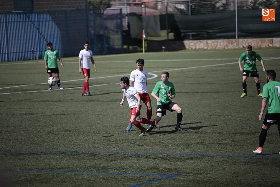 Foto 6 - Paso atr&aacute;s del Santa Marta, que pone en juego sus opciones de ascenso (0-1)