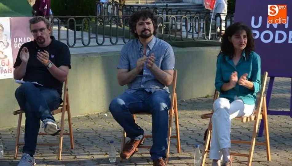 De i. a d. Jorge Lago, José Sarrión e Isabel López