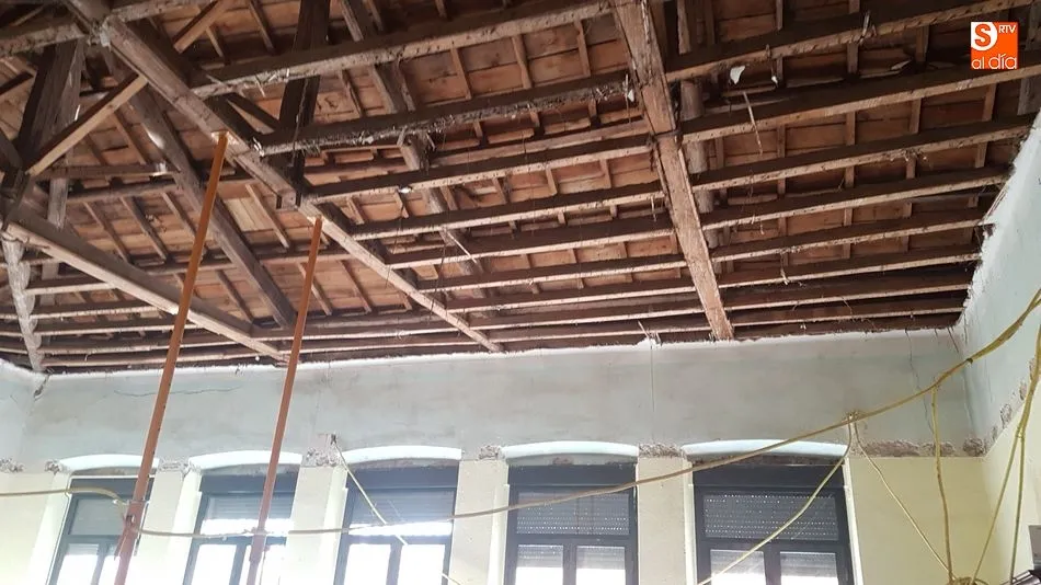 Foto 7 - El Ayuntamiento invertir&aacute; m&aacute;s 117.000 euros en la restauraci&oacute;n del Centro de Mayores de Tejares