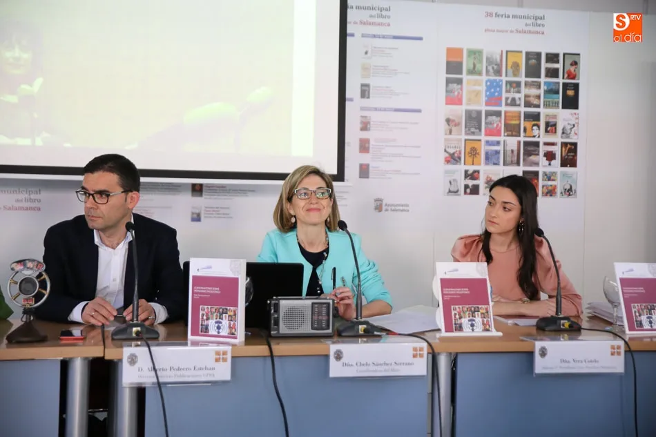Foto 5 - Treinta estudiantes colaboran en un estudio sobre el periodismo radiof&oacute;nico actual