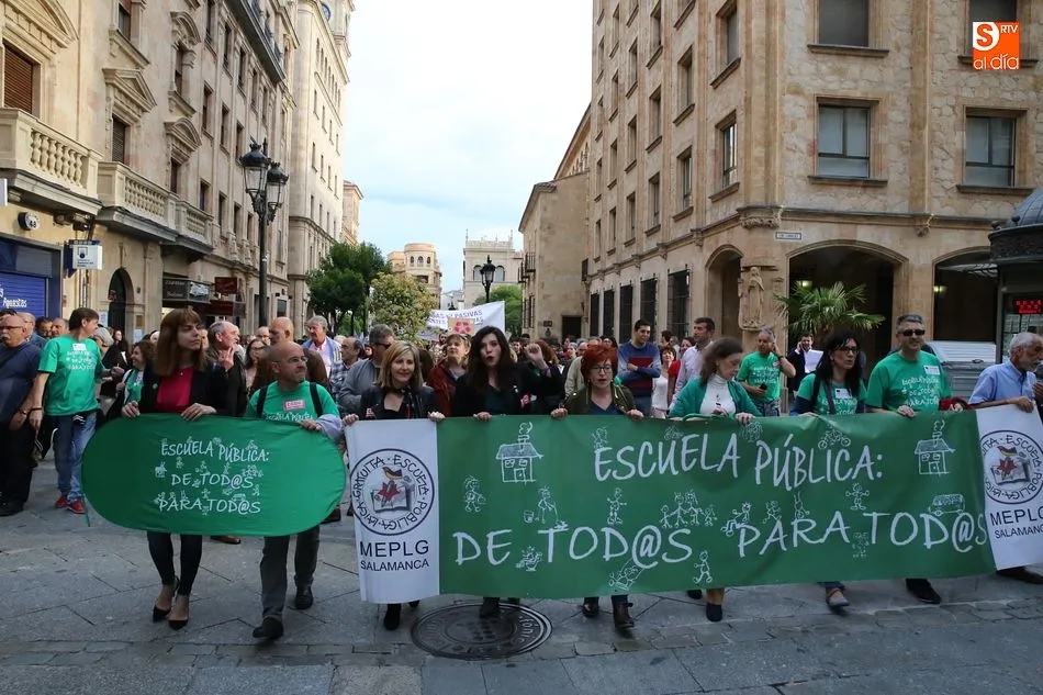 Foto 2 - &lsquo;Nos est&aacute;n robando la educaci&oacute;n y la vamos a recuperar&rsquo;, la Marea Verde recorre de nuevo las...