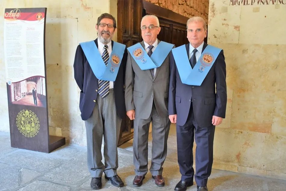 Foto 4 - Brillante colof&oacute;n al curso del Programa de la Experiencia de la USAL