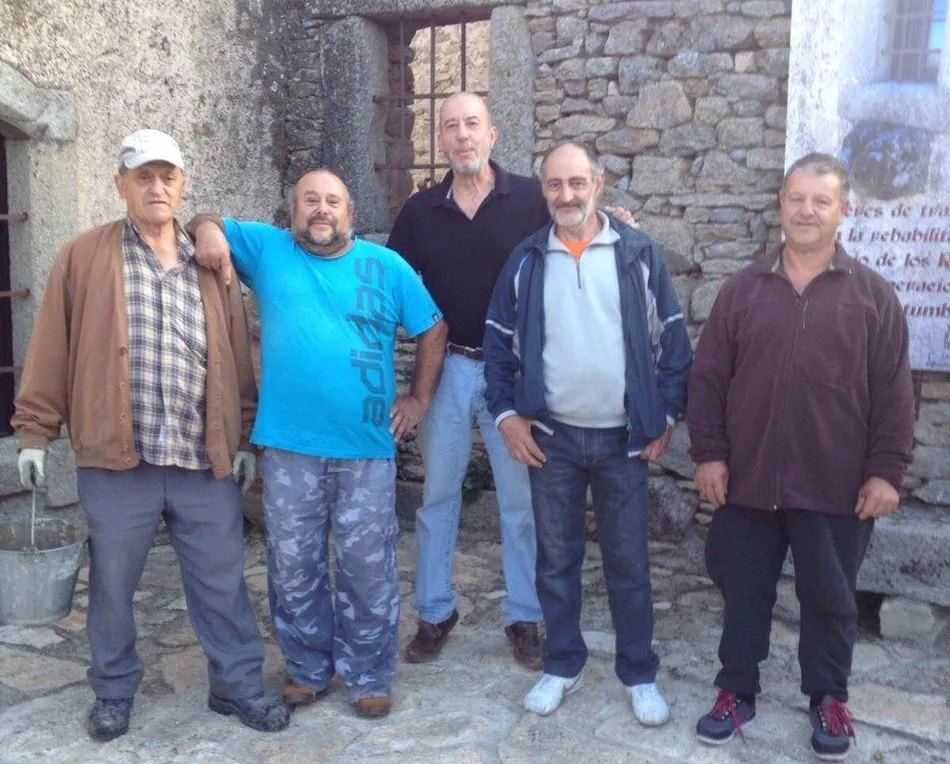 Foto 3 - Gejo de los Reyes recibe la visita de alumnos del IES Venancio Blanco  