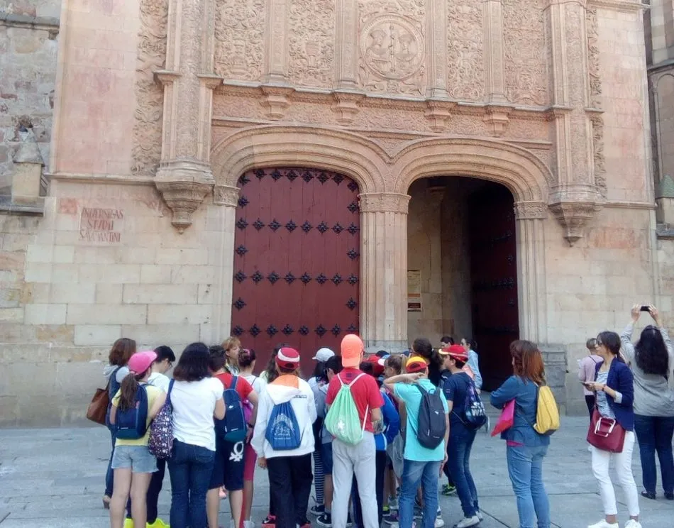 Foto 9 - Alumnos del CEIP San Blas de Santa Marta disfrutan de una interesante visita cultural
