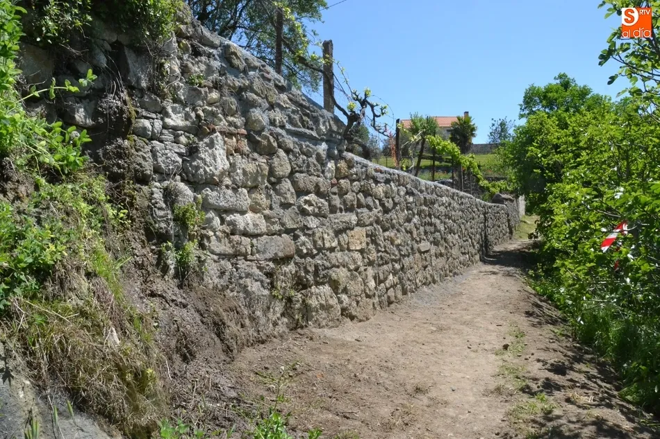 Foto 3 - Reparado el muro semiderruido en la Cuesta de las Higueras  