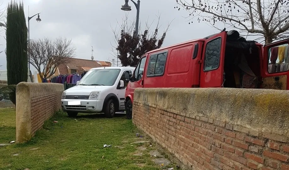Los actuales vecinos del mercadillo denuncian el todo vale de los vendedores a la hora de...