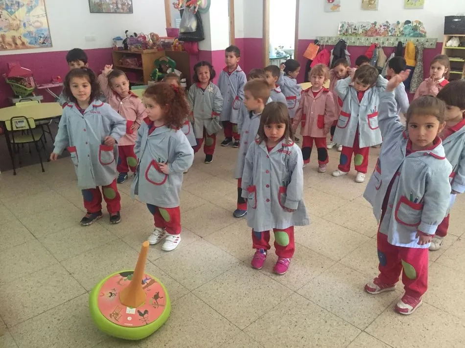 Foto 6 - Los alumnos de tres a&ntilde;os del colegio Padres Trinitarios practican mindfulness