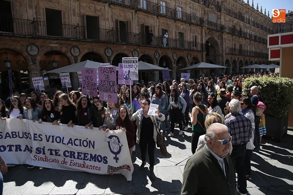Foto 11 - Grupos de estudiantes expresan su rechazo a la &ldquo;escandalosa sentencia&rdquo; de &lsquo;La Manada&rsquo;